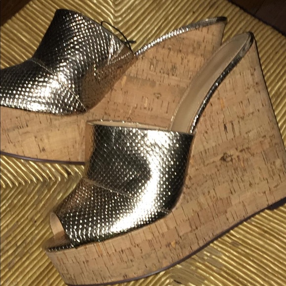 Express Shoes - Metallic cork wedges